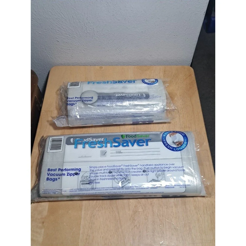 Fresh Saver Vacuum Seal 18 Pk 1-Gallon & 15 Pk 1 Quart, Expandable Bags